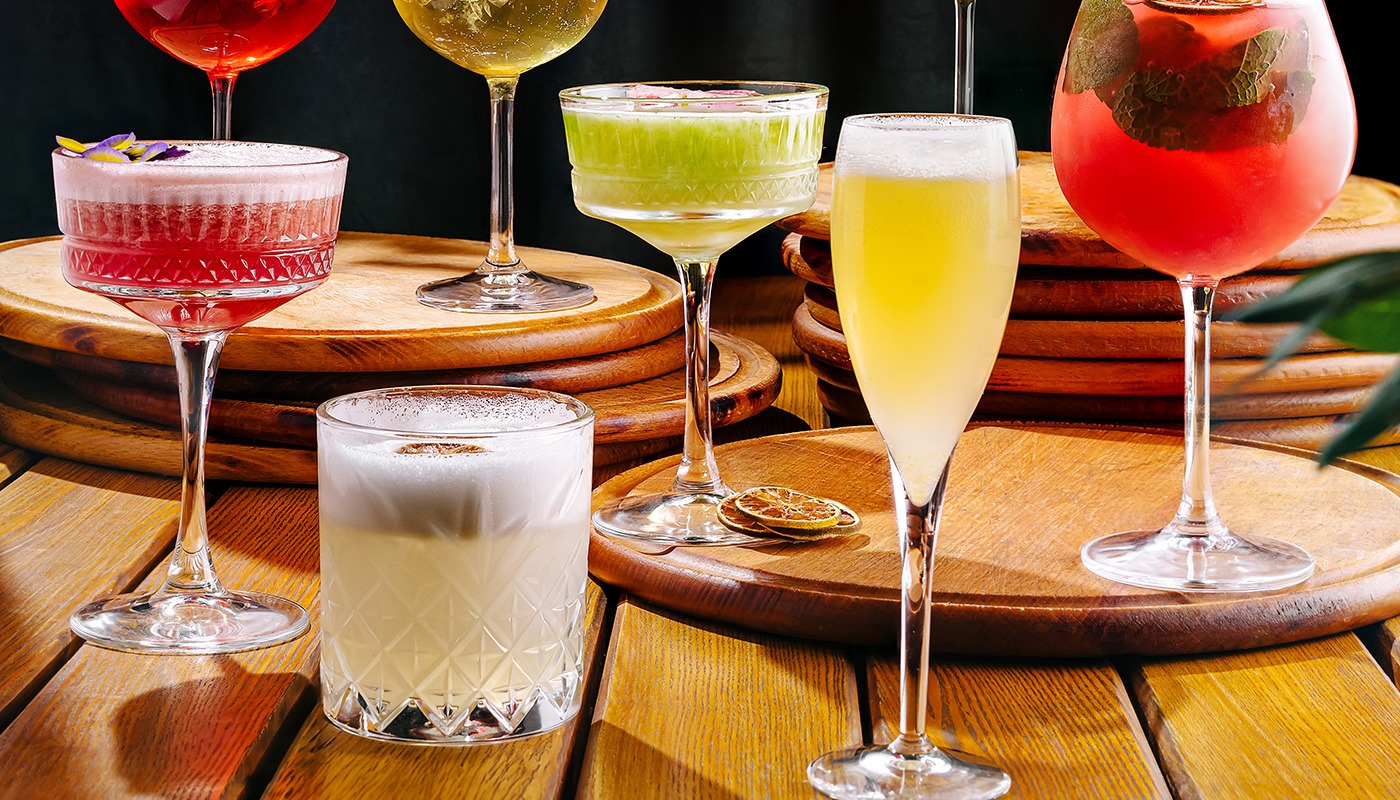 Drinks and pairings selection with cocktails, wine and refreshing beverages at Roatan Provision.